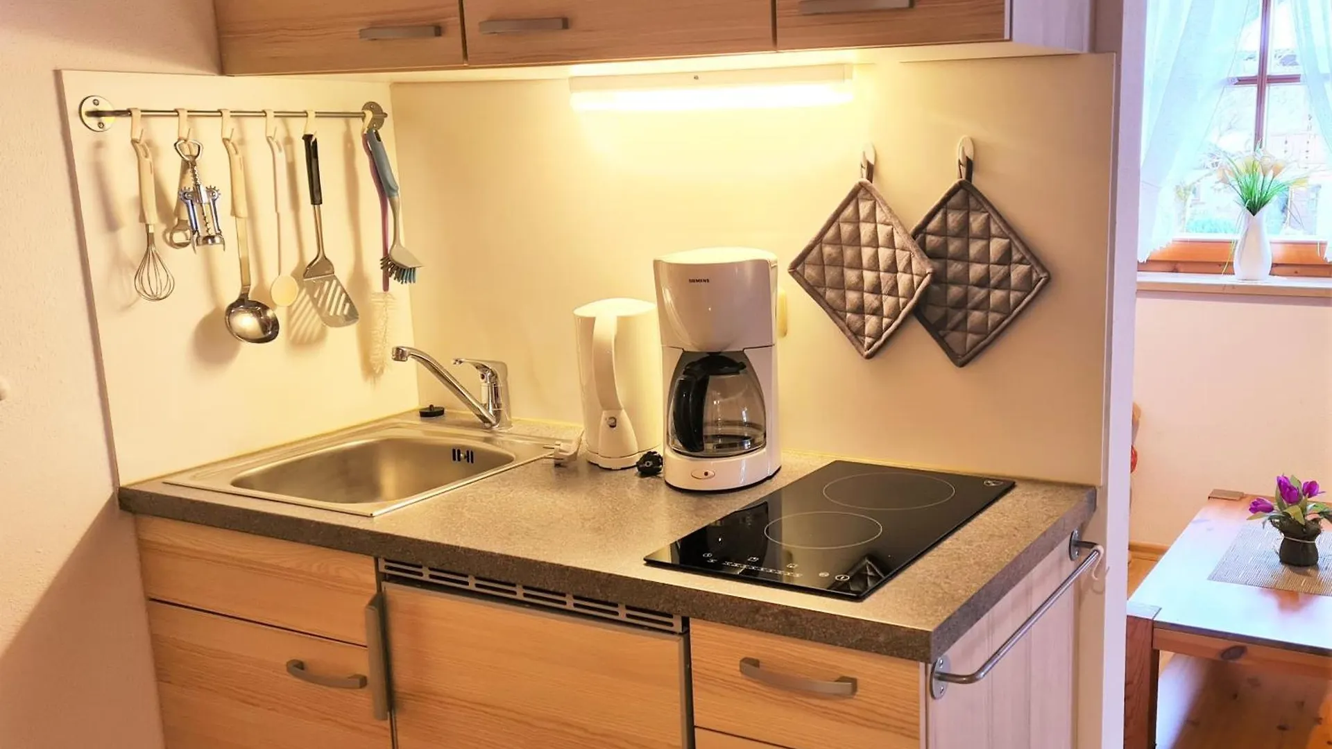 Haus Sonnenschein Ferienwohnung Watzmann Schoenau am Koenigsee 0*,  Germany